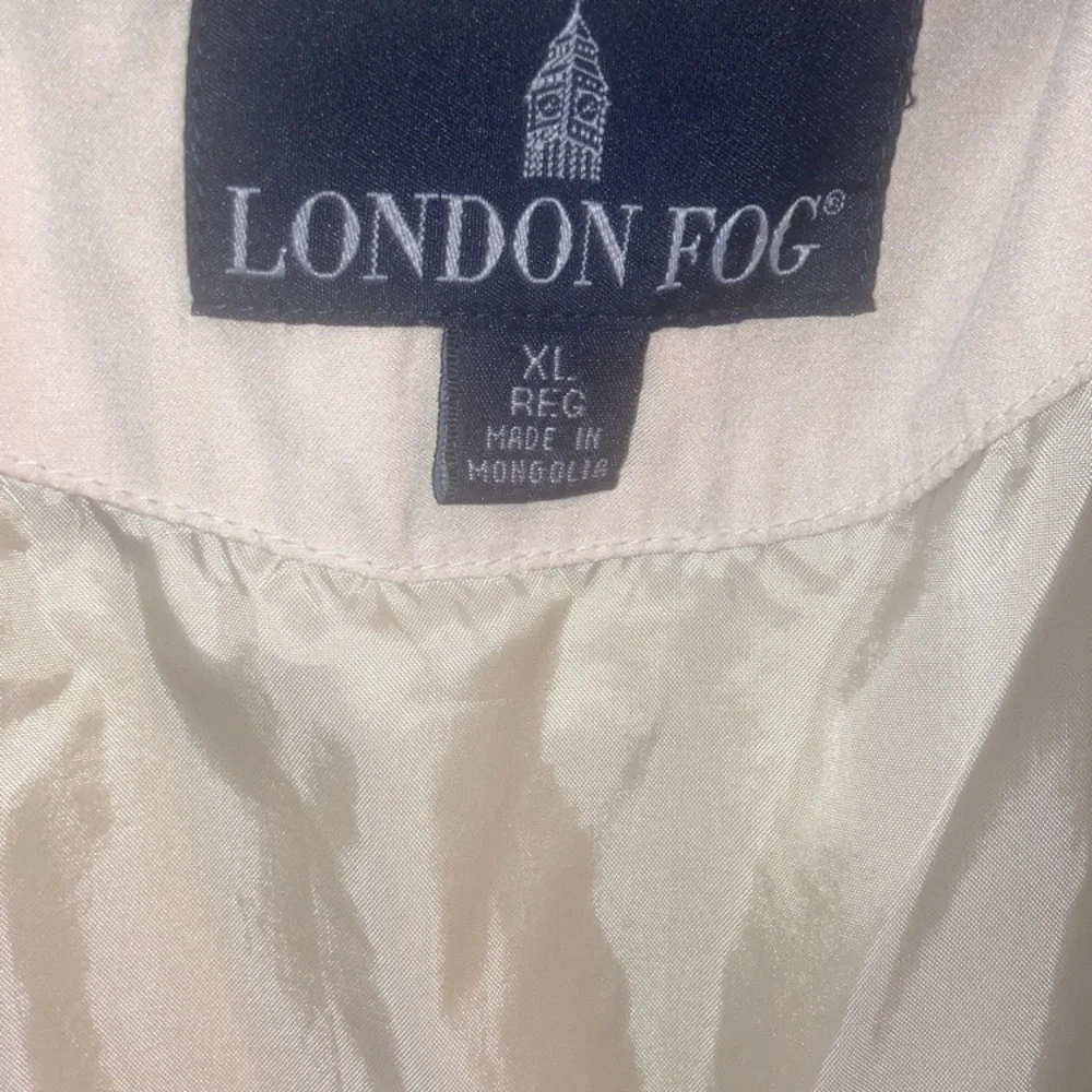 London Fog Women's Light Cream Utility Jacket - Picture 3 of 3